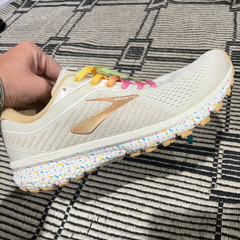 Brooks Limited Edition Summer Melts: Women’s Size Rainbow Sprinkle Ghost 12